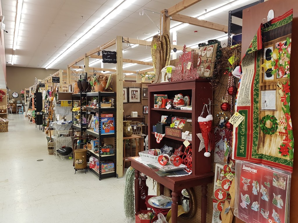 The Town Square Antique Mall | 15362 Veterans Memorial Pkwy suite 101, Wentzville, MO 63385, USA | Phone: (636) 791-3054