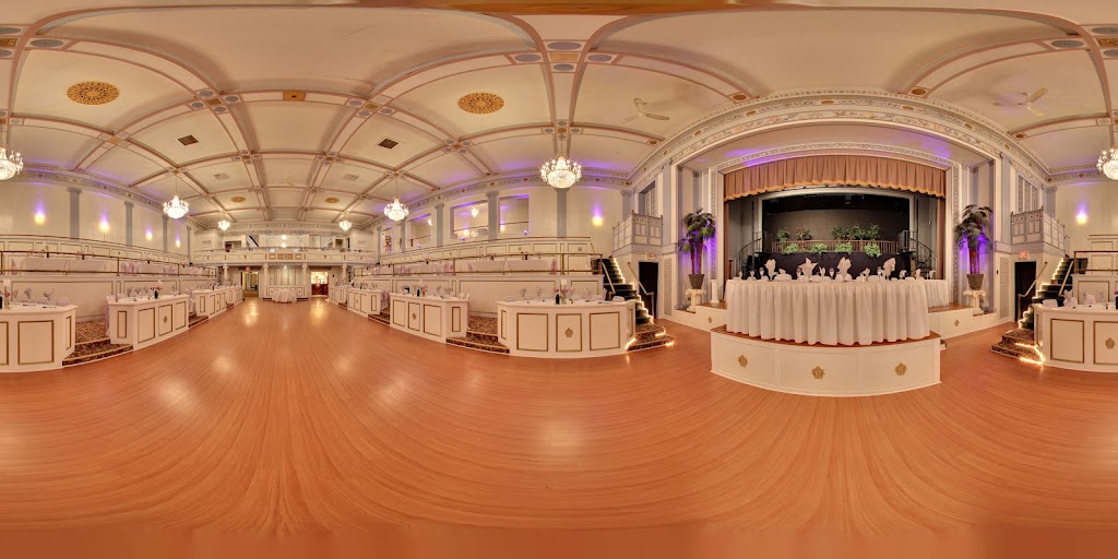 Lafayette Grande Banquet Facility - Traveling Chef Catering | 1 Lafayette St, Pontiac, MI 48342, USA | Phone: (248) 334-6999