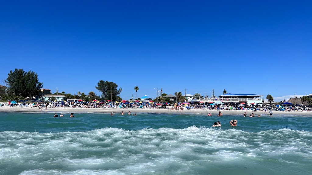 Caddys Treasure Island | 9000 W Gulf Blvd, Treasure Island, FL 33706, USA | Phone: (727) 360-4993