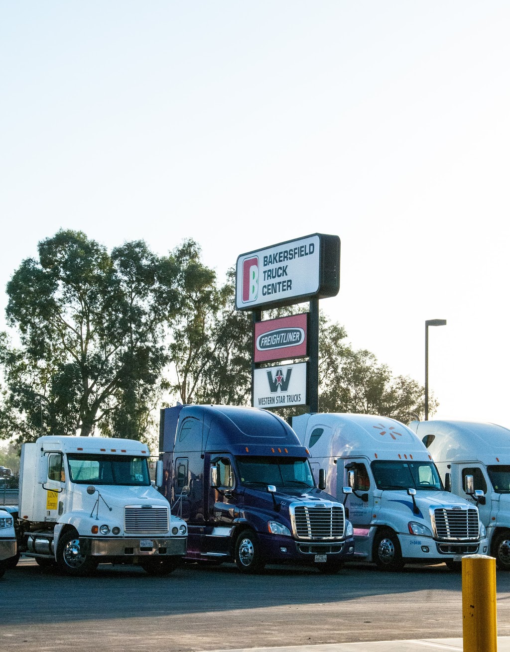 Bakersfield Truck Center | 8140 Golden State Hwy, Bakersfield, CA 93308, USA | Phone: (661) 393-6950