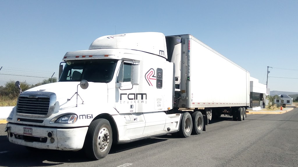 RAM Trucking | C. Morelos 302, Granjas Regina, 88295 Nuevo Laredo, Tamps., Mexico | Phone: 867 770 7530