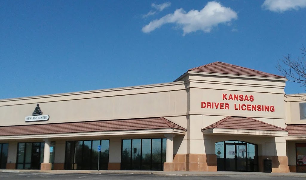 Kansas Driver Licensing | 620 N Rock Rd #300, Derby, KS 67037, USA | Phone: (316) 788-8749
