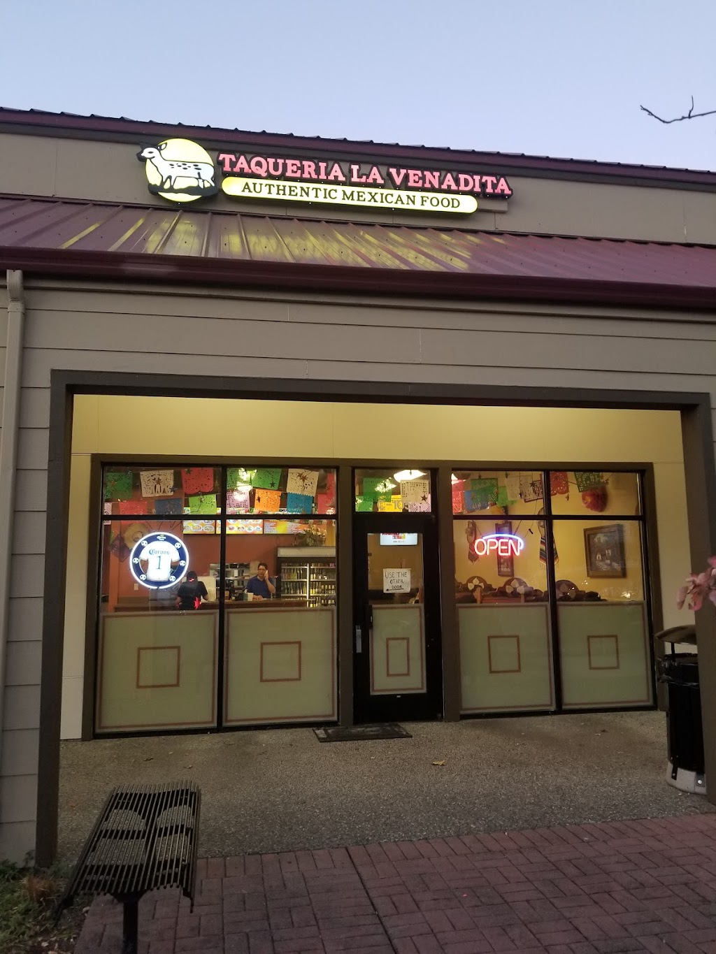 Taqueria La Venadita | 730 NW Gilman Blvd c105, Issaquah, WA 98027 | Phone: (425) 391-6480