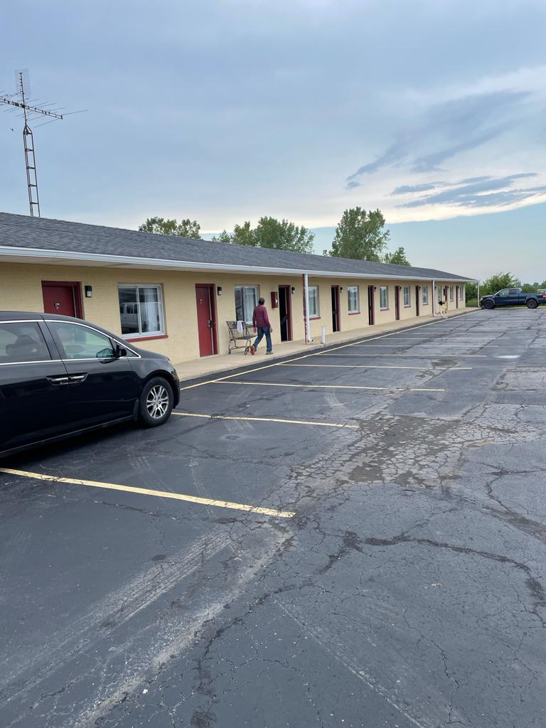 New Budget Inn | 6161 US-127, Eaton, OH 45320, USA | Phone: (937) 456-1200