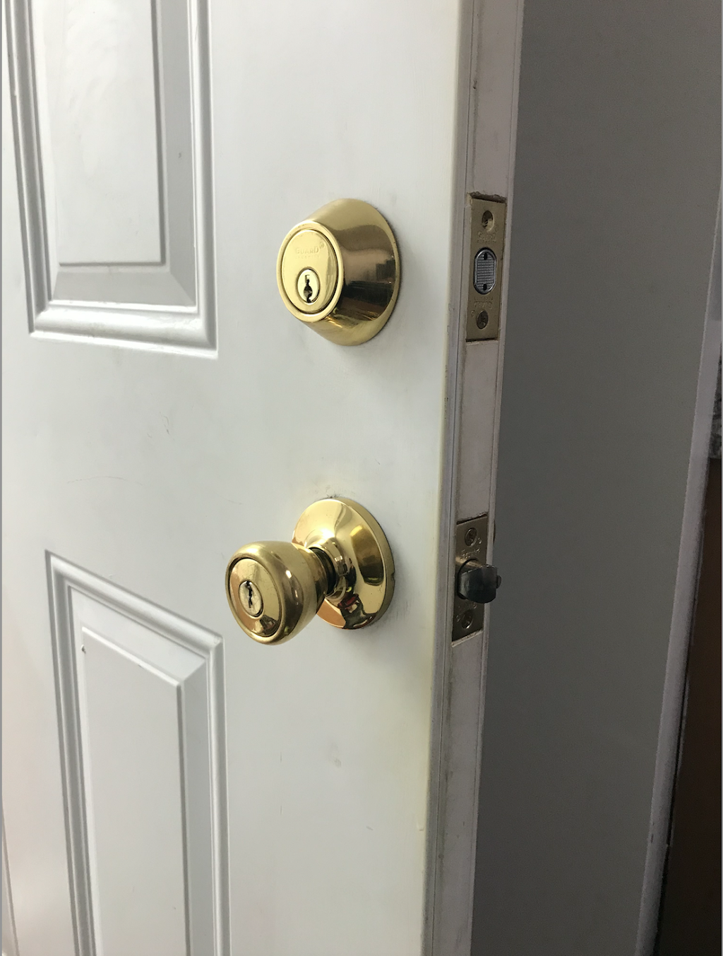KeyMe Locksmiths | 27264 Lorain Rd, North Olmsted, OH 44070, USA | Phone: (678) 839-9238