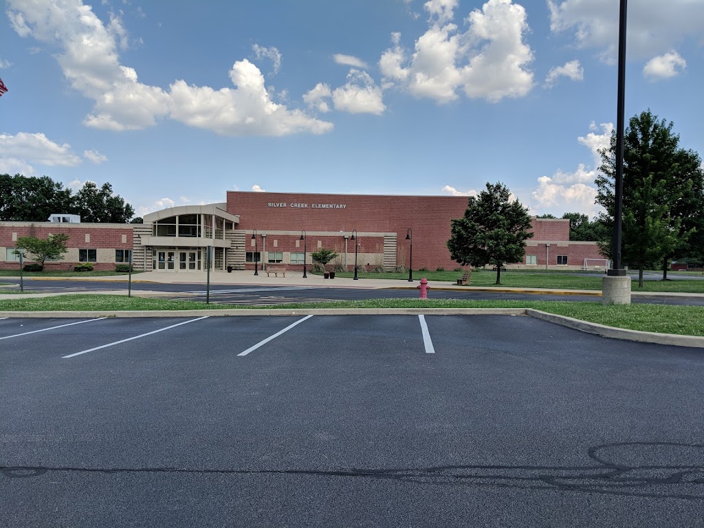 Silver Creek Elementary School | 209 N Dewey St, Troy, IL 62294, USA | Phone: (618) 667-5403