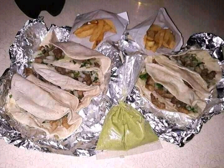 TAQUERIA LA VECINDAD DEL CHAVO | Melón 325, Granjas Treviño, 88294 Nuevo Laredo, Tamps., Mexico | Phone: 867 305 7481