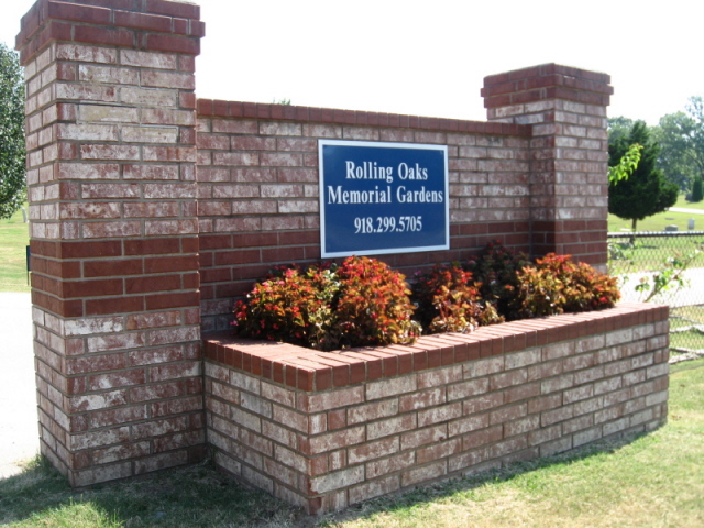 Rolling Oaks Memorial Gardens | 4300 E 91st St, Tulsa, OK 74137, USA | Phone: (918) 299-5705