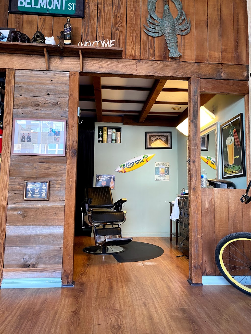 Svelte Barbershop + Essentials | 3213 Highland Ave, Manhattan Beach, CA 90266, USA | Phone: (323) 645-0990