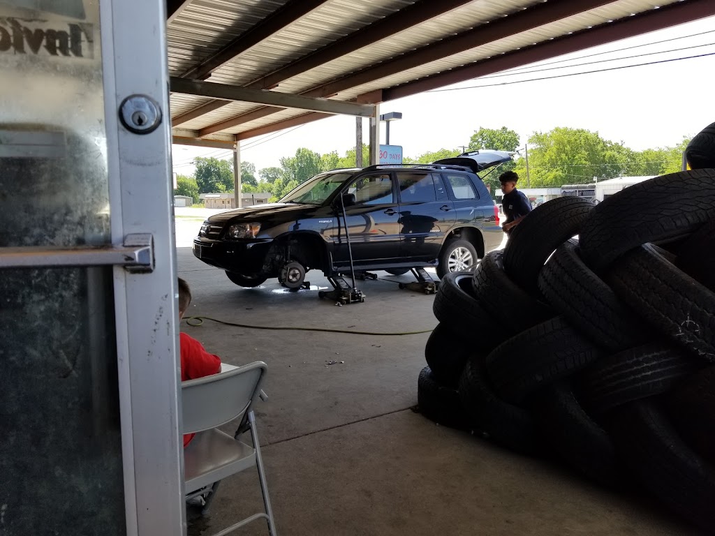 Castillo's Tire Shop 801 E Sam Rayburn Dr, Bonham, TX 75418