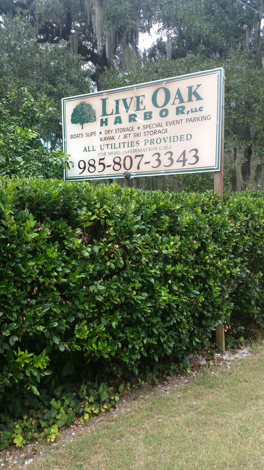 Live Oak Harbor | 201 Rampart St, Madisonville, LA 70447 | Phone: (985) 807-3343