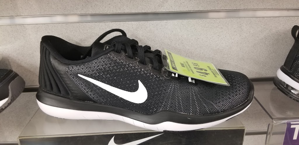 Big 5 Sporting Goods | 3975 Grand Ave, Chino, CA 91710, USA | Phone: (909) 464-9735