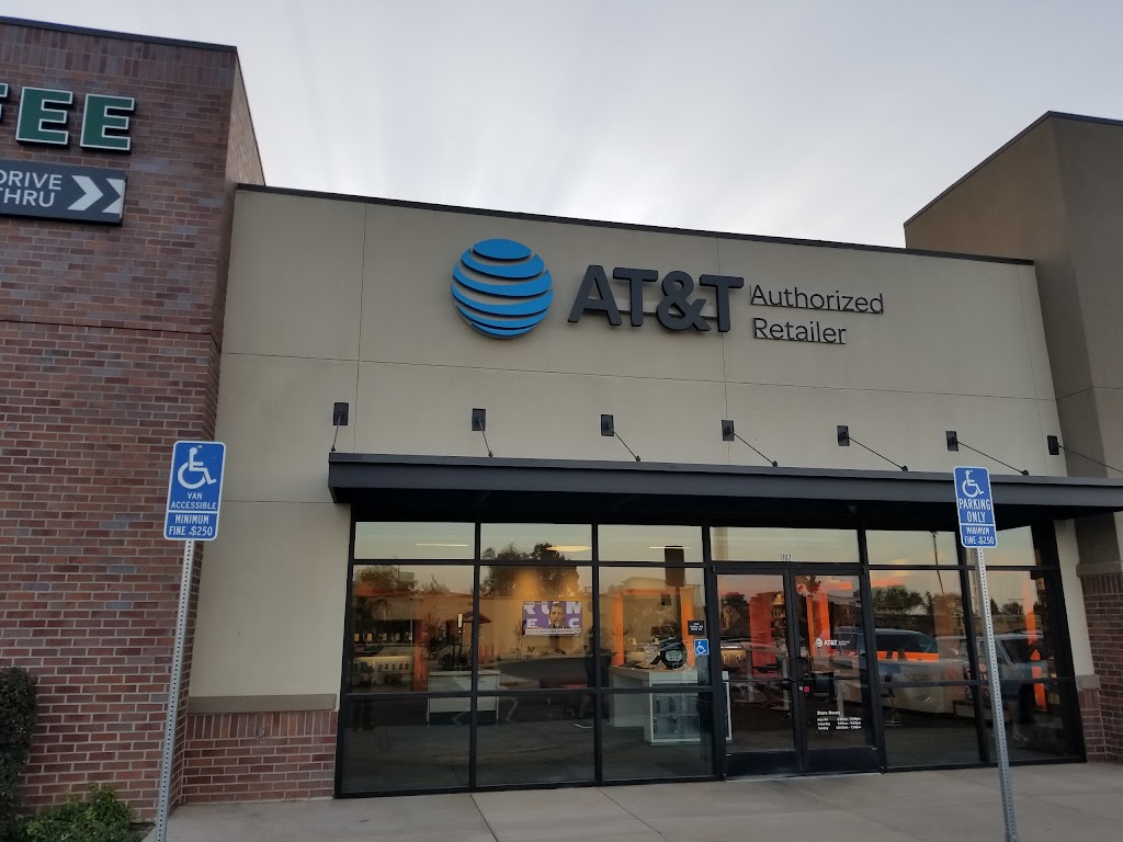 AT&T Store | 3120 E Floral Ave Ste 102, Selma, CA 93662, USA | Phone: (559) 891-2301