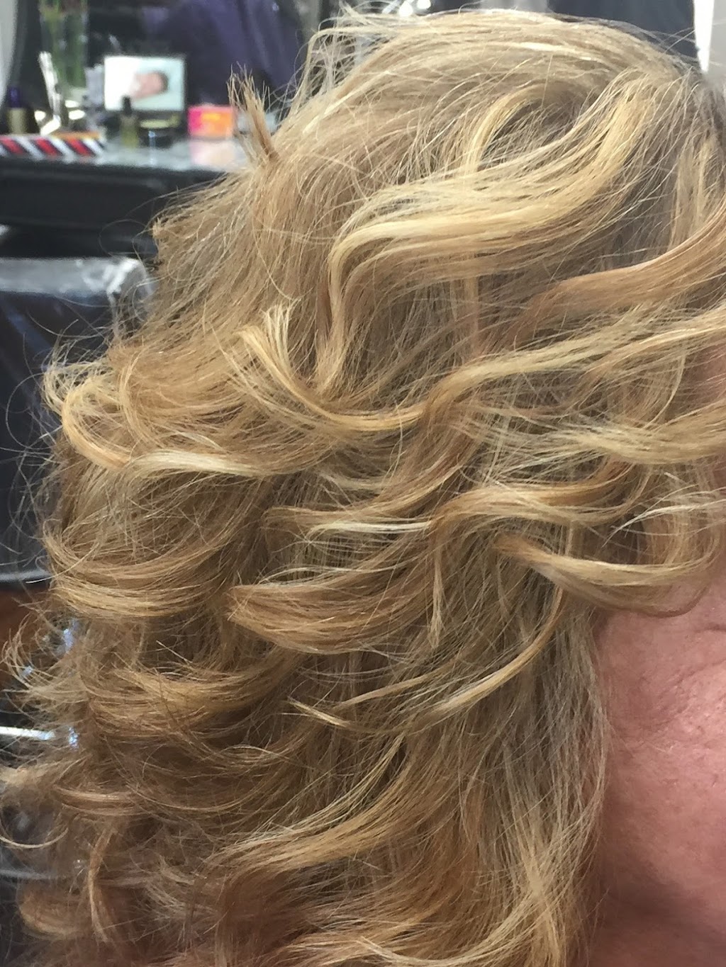 Flanarys Hair Design | 122 Walton Ferry Rd, Hendersonville, TN 37075, USA | Phone: (615) 824-0202