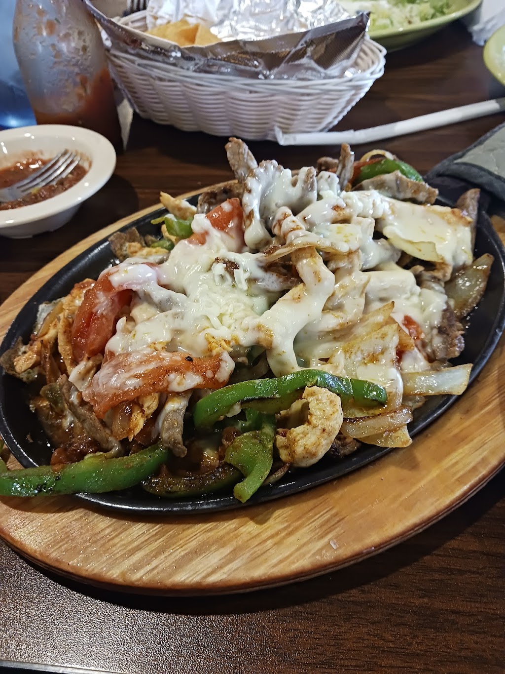 Don Chicos Mexican Grill | 903 W North St, Kendallville, IN 46755, USA | Phone: (260) 347-1999