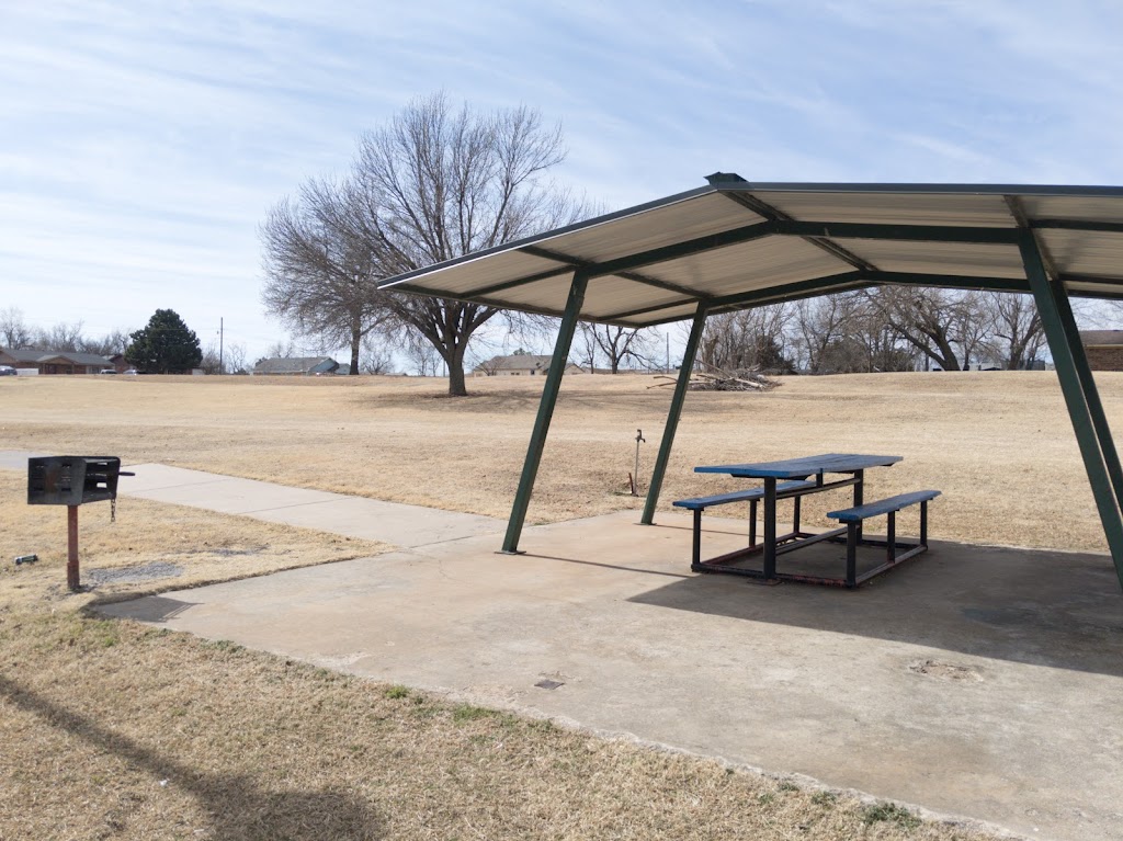 Washita Valley Park | 1428 Henderson St, Chickasha, OK 73018, USA | Phone: (405) 574-1028