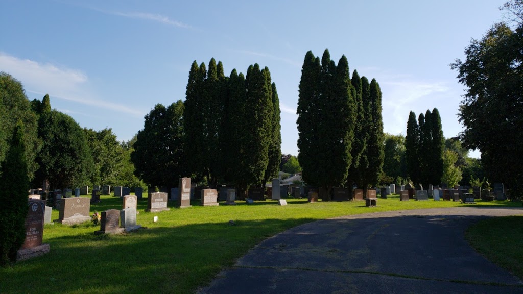 Sons of Jacob Cemetery/Sons of Moses Cemetery | 770 Parkway Dr, St Paul, MN 55106, USA | Phone: (651) 452-2226