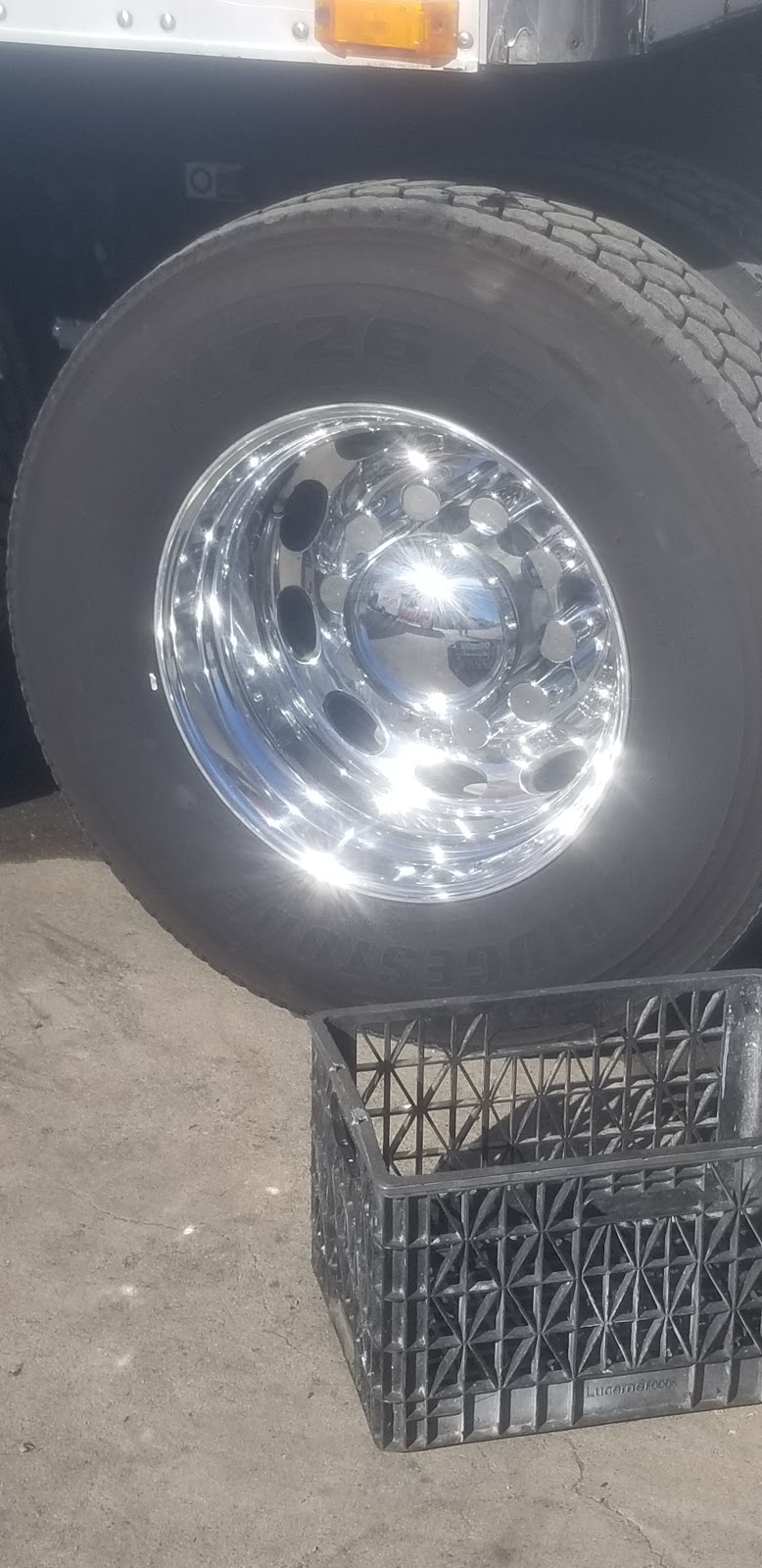 Lunas Truck Shine | 508 S Sunshine Blvd, Eloy, AZ 85131, USA | Phone: (520) 414-9374