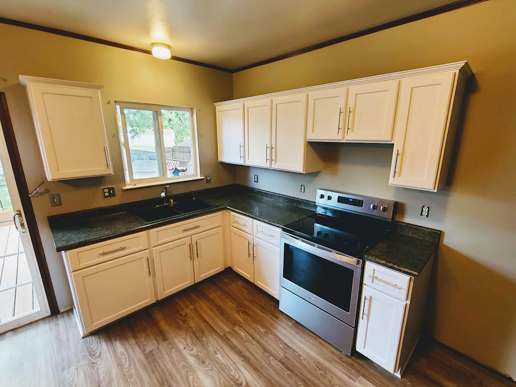 Custom Kitchen Creations , Inc. The Cabinet Refacing Experts ! | South Rockwood, MI 48179, USA | Phone: (734) 735-1071