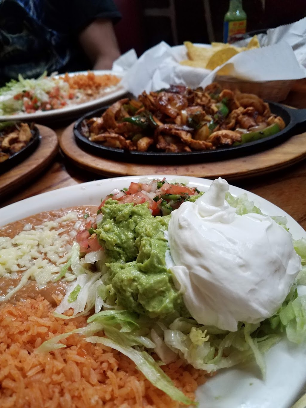 Don Pedros Mexican Grill | 1002 Eagle Lake Dr, Lawrenceburg, KY 40342, USA | Phone: (502) 859-2020