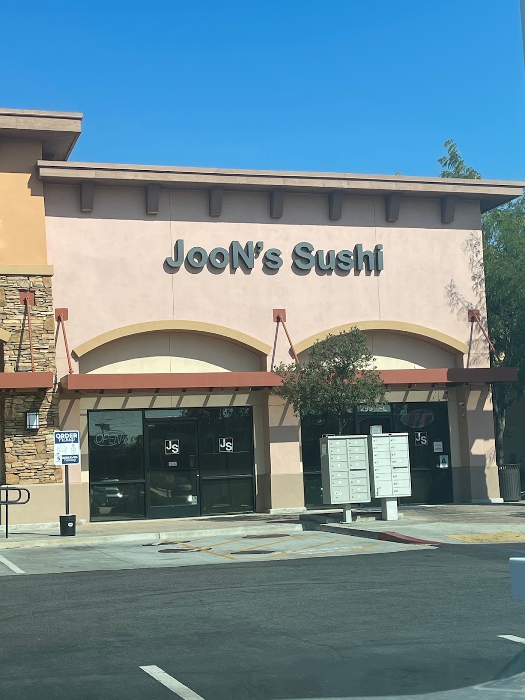 JooNs Sushi | 29910 Murrieta Hot Springs Rd, Murrieta, CA 92563, USA | Phone: (951) 461-3417