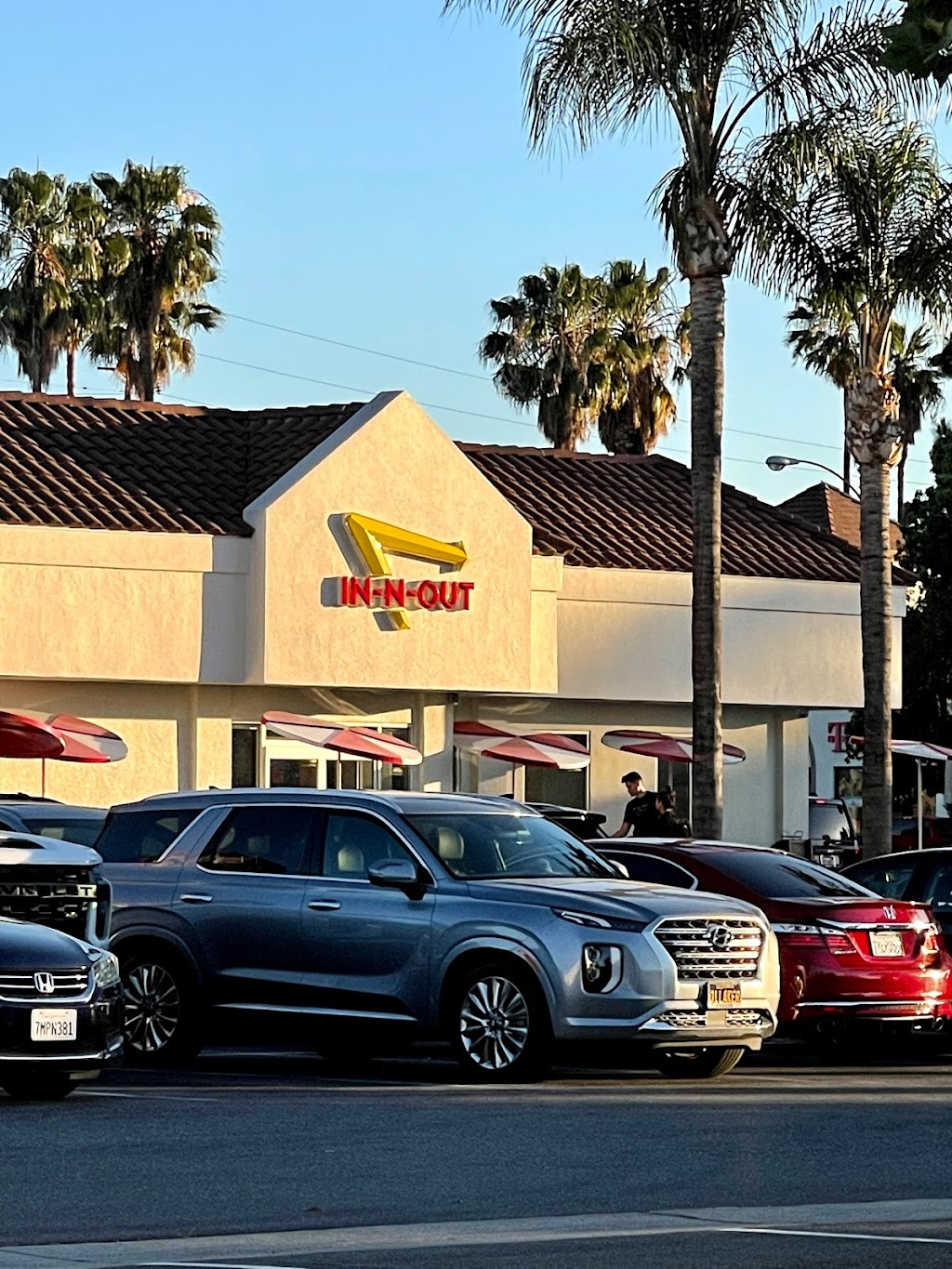 In-N-Out Burger | 1180 S Harbor Blvd, Fullerton, CA 92832, USA | Phone: (800) 786-1000