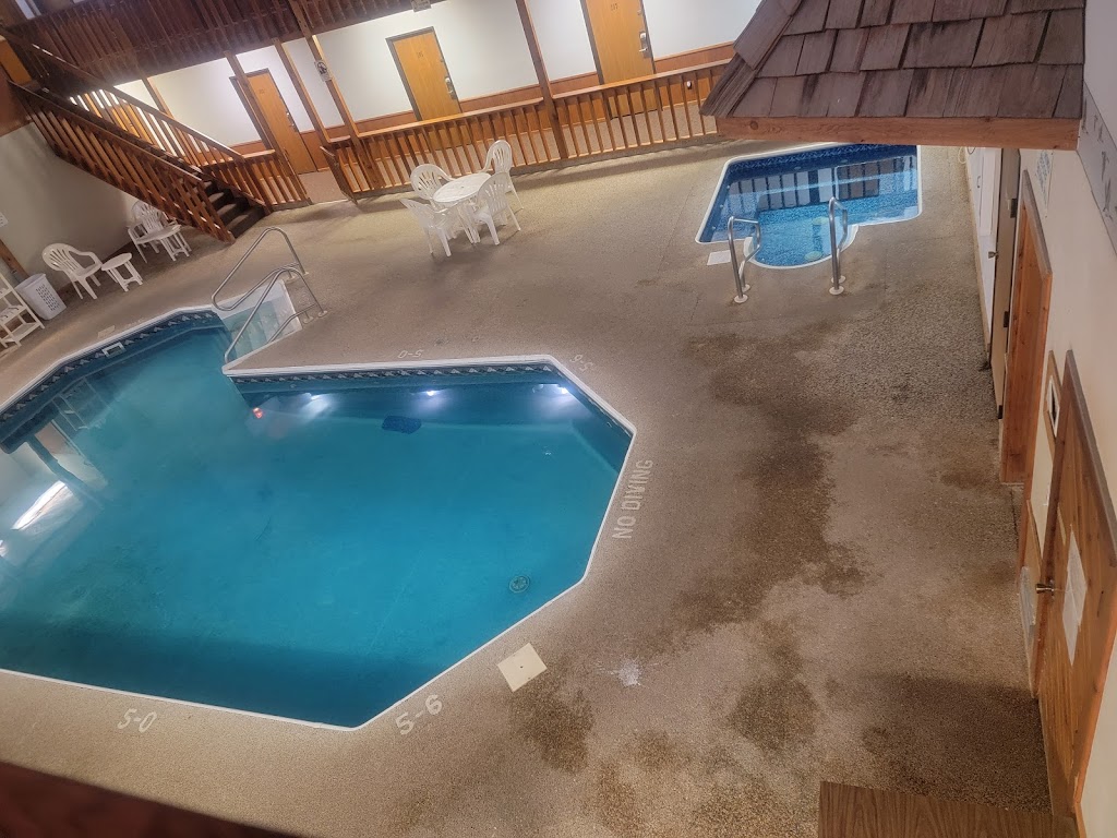 Luck Country Inn | 10 Robertson Rd, Luck, WI 54853, USA | Phone: (715) 472-2000