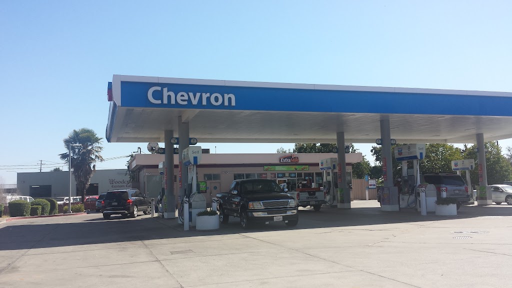 Chevron | 25651 CA-99, Acampo, CA 95220, USA | Phone: (209) 333-1740