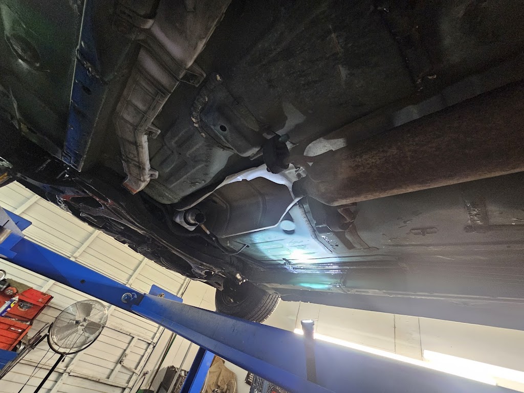 Muffler Works | 1085 3rd St, Lafayette, OR 97127, USA | Phone: (503) 538-3810