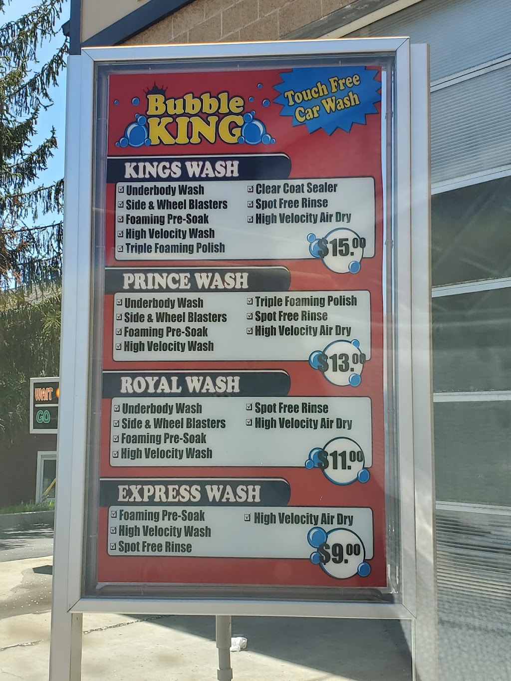 Bubble King Car Wash (24/7) and Laundromat | 2 Wilkins Dr, Plainville, MA 02762, USA | Phone: (508) 699-4790