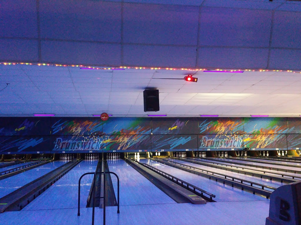 AMF Belle Vernon Lanes | 4742 PA-51, Belle Vernon, PA 15012, USA | Phone: (724) 379-4433