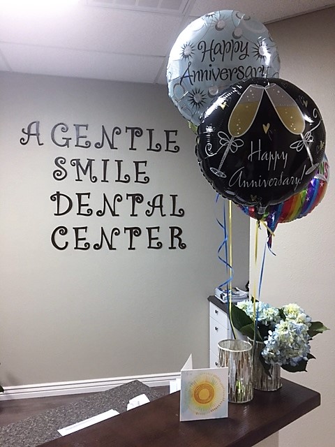 A Gentle Smile Dental Center | 4330 W Union Hills Dr, Glendale, AZ 85308, USA | Phone: (623) 582-6666