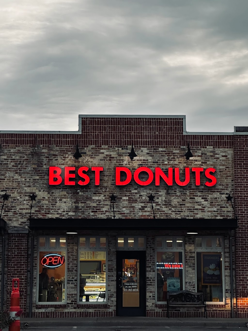 Best Donuts | 602 S State Hwy 78, Farmersville, TX 75442, USA | Phone: (972) 782-6224