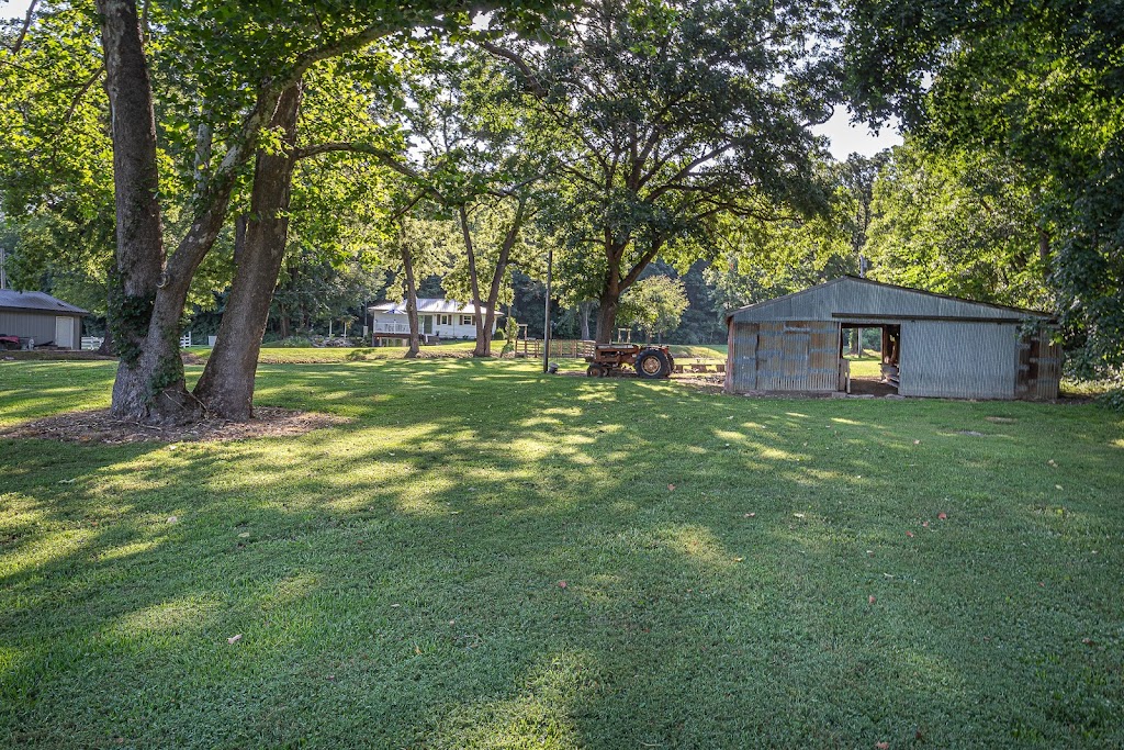 Swafford Valley Creekside Cottage | 15388 Hwy C, Rayville, MO 64084, USA | Phone: (770) 561-2013