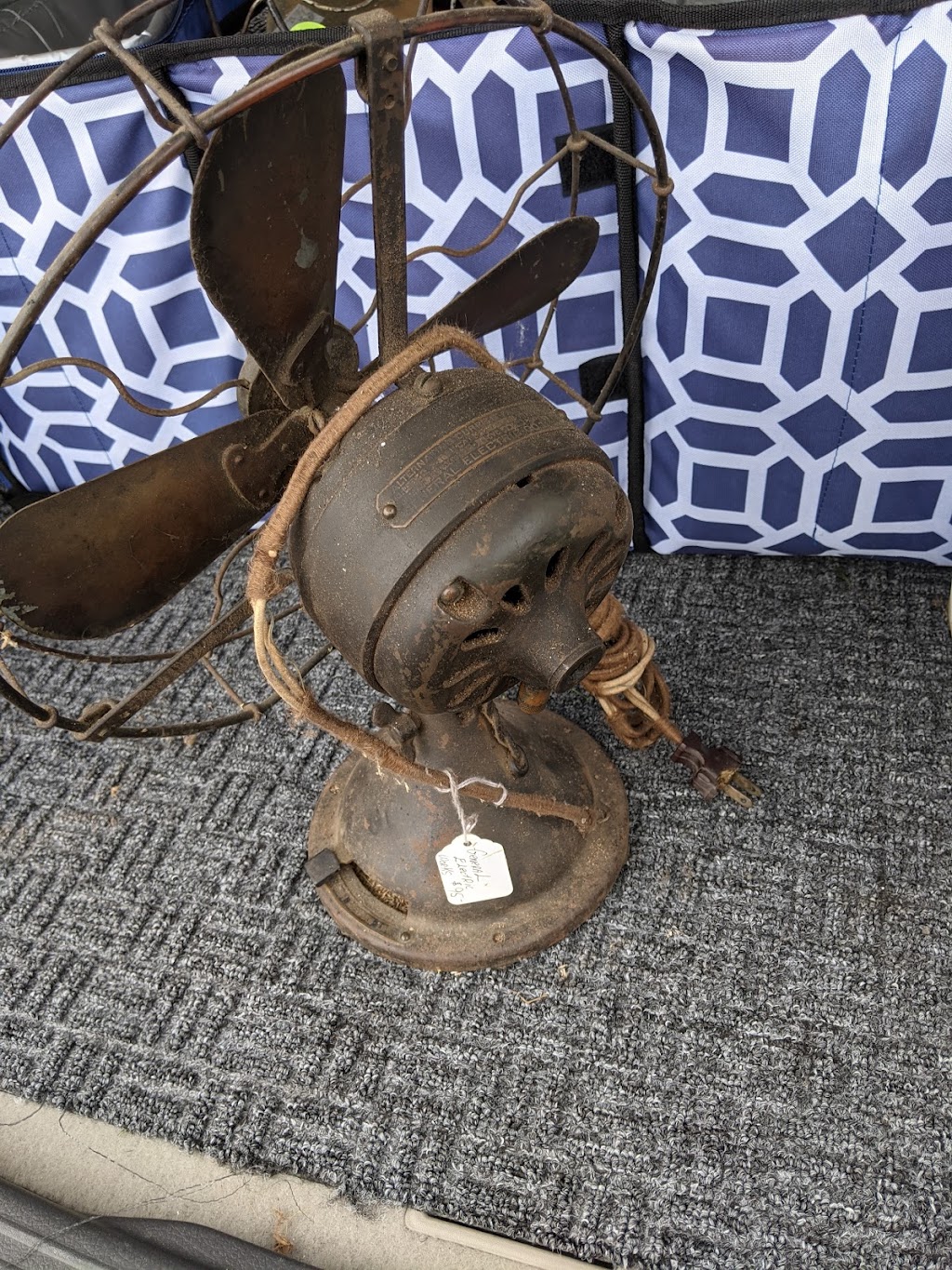 The Bargain Corner | 4703 County Dr, Disputanta, VA 23842, USA | Phone: (804) 861-1524 The Bargain Corner | 4703 County Dr, Disputanta, VA 23842, USA | Phone: (804) 861-1524