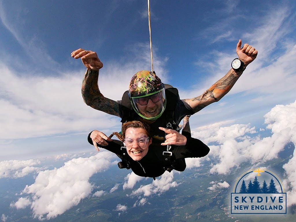 Skydive New England | 40 Skydive Ln, Lebanon, ME 04027, USA | Phone: (207) 339-1520