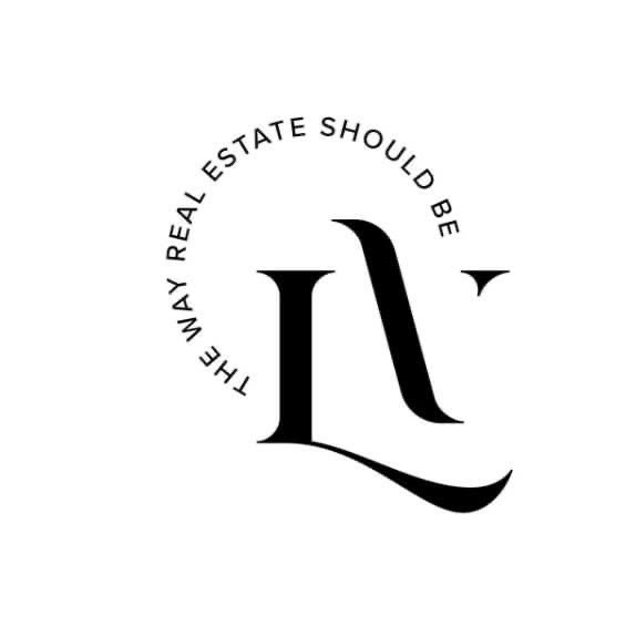 Brittany Davis, Broker, List Virtually | 2352 Fletchers Point Cir, Tampa, FL 33613, USA | Phone: (813) 846-7222