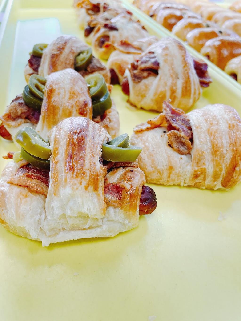 Sunny Donuts | 4200 SW Green Oaks Blvd Ste 110, Arlington, TX 76017, USA | Phone: (817) 563-1115 Sunny Donuts | 4200 SW Green Oaks Blvd Ste 110, Arlington, TX 76017, USA | Phone: (817) 563-1115