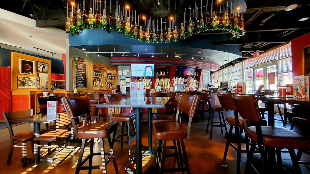 Red Robin Gourmet Burgers and Brews | 1088 Nimmo Pkwy, Virginia Beach, VA 23454, USA | Phone: (757) 427-6900