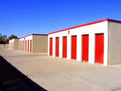 Storage R Us Moore, OK | 3411 S I-35 Service Rd, Moore, OK 73160, USA | Phone: (405) 794-1058