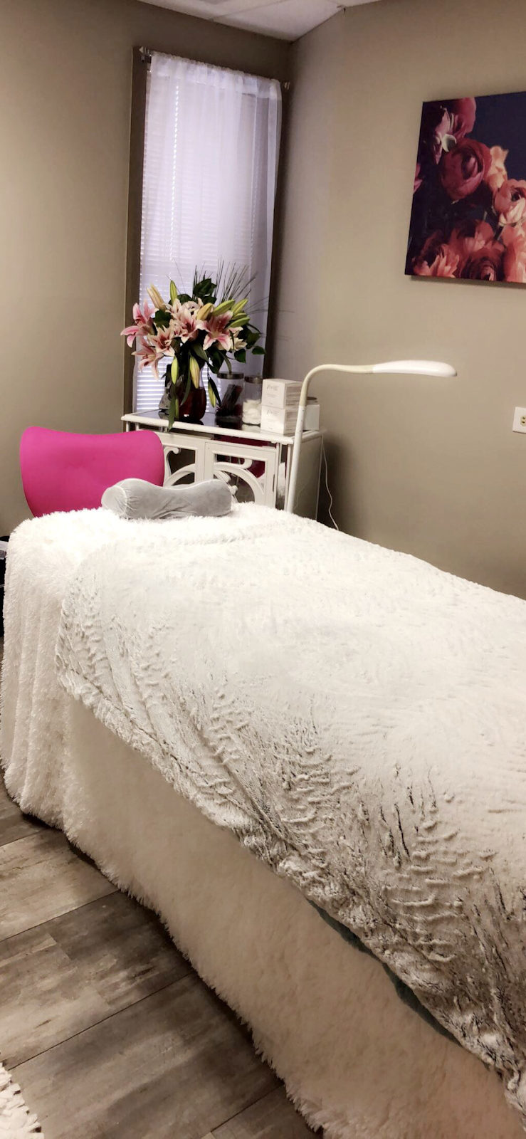 Silk Wax & Esthetics | 7621 W 88th Ave, Arvada, CO 80003, USA | Phone: (720) 285-5909