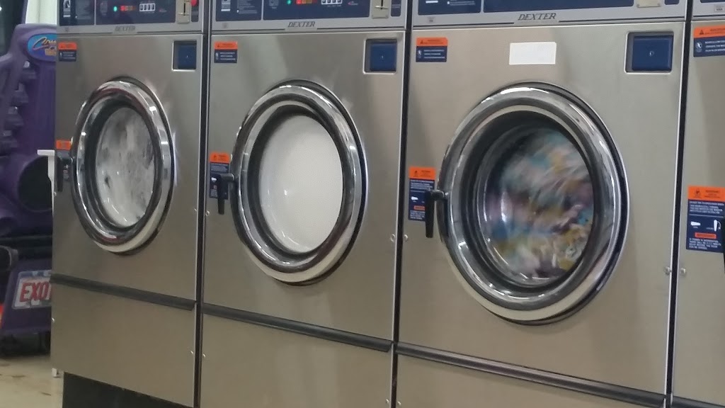 Coin Laundry | 14616 Livingston Ave, Lutz, FL 33559, USA | Phone: (813) 971-1415