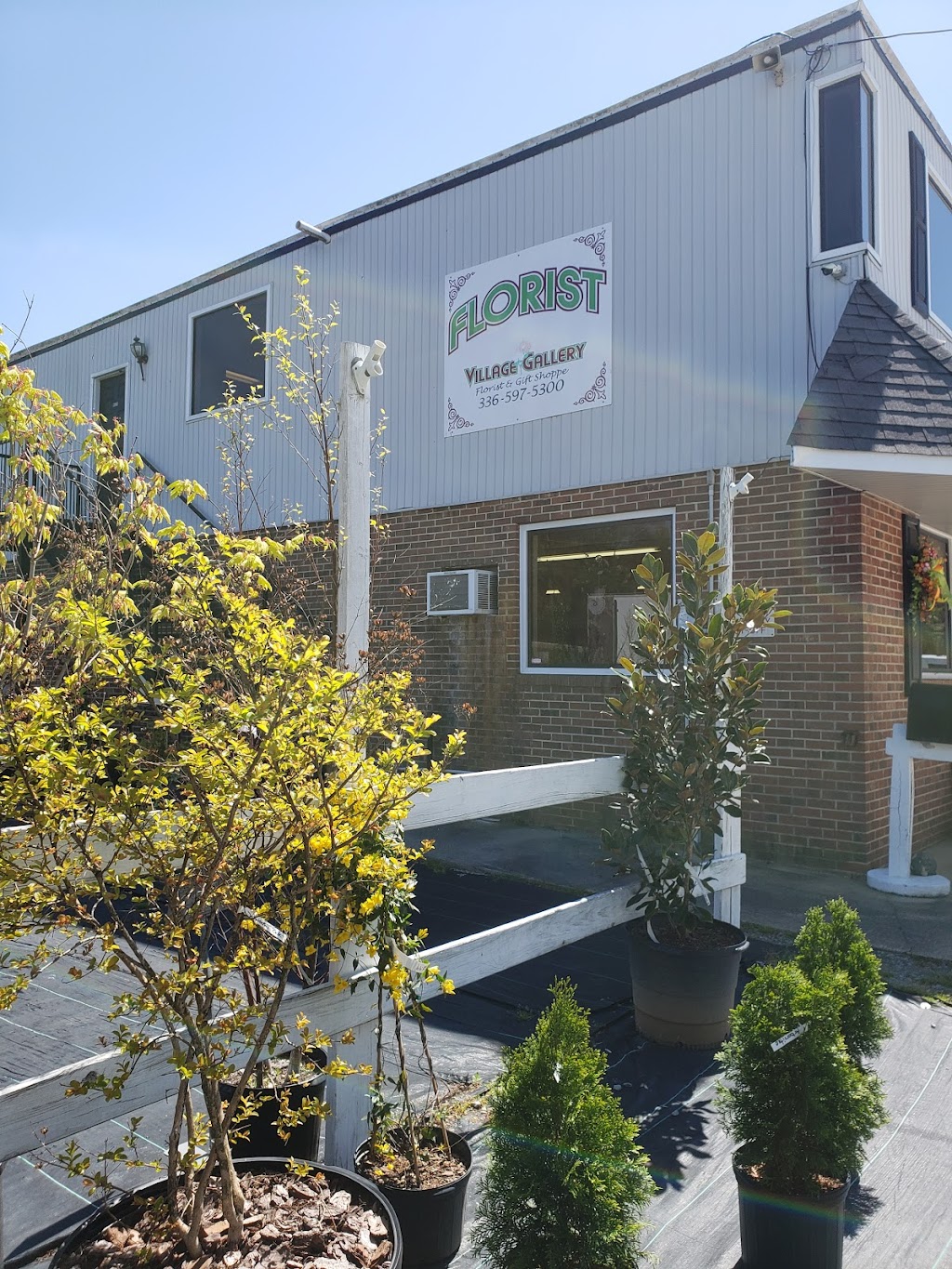 Rolling Hills Garden Center | 400 S Madison Blvd, Roxboro, NC 27573, USA | Phone: (336) 599-0385