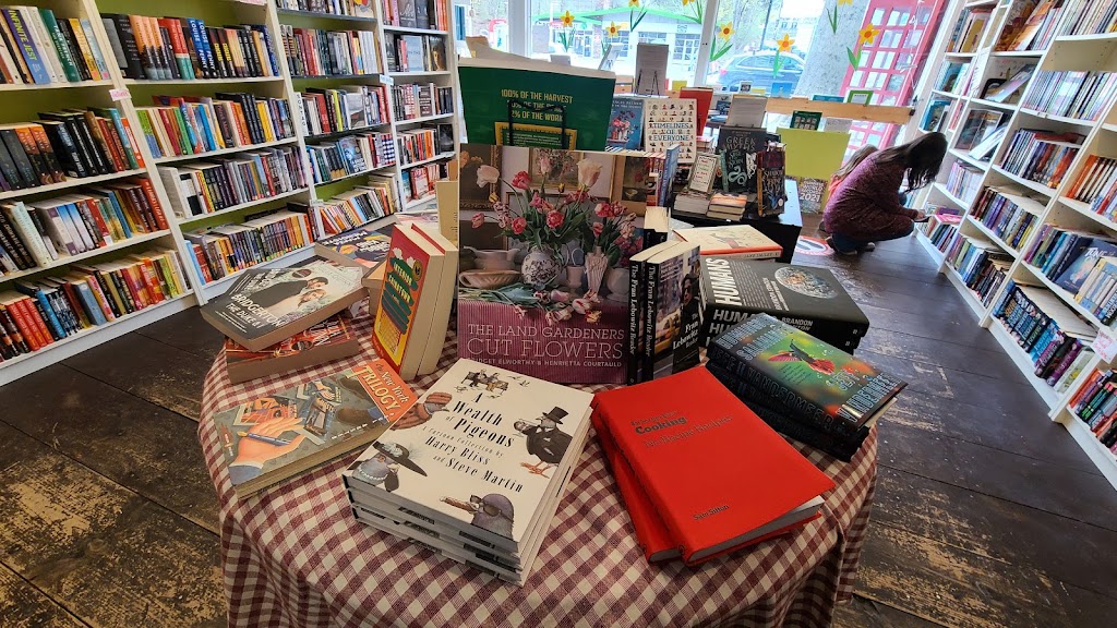 Booksy Galore | 67 Westchester Ave, Pound Ridge, NY 10576, USA | Phone: (914) 764-3171