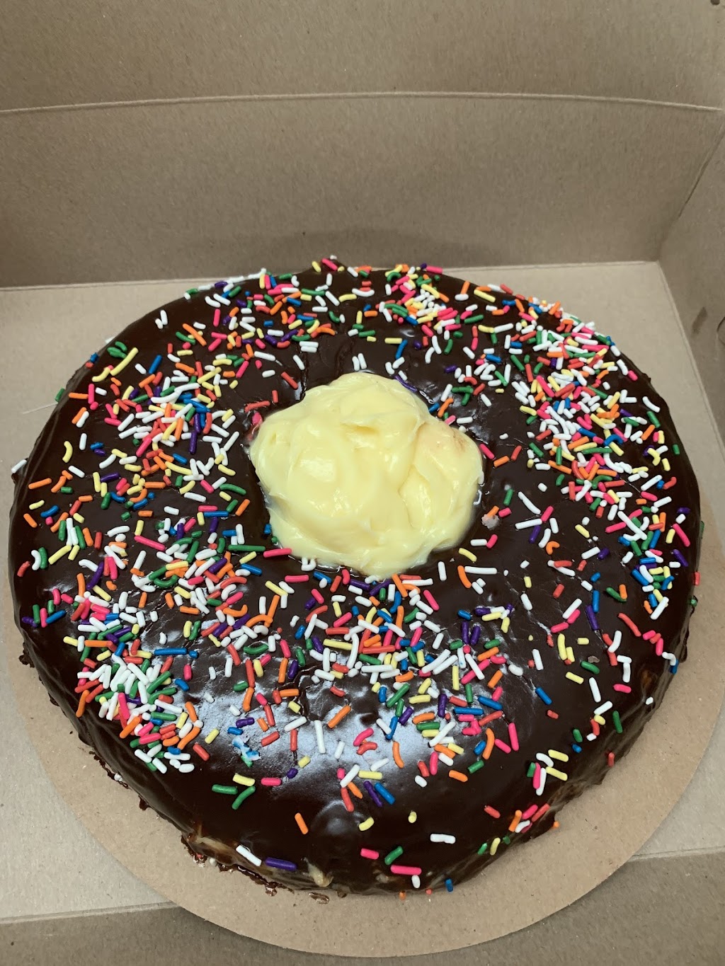 Cafe Donuts | 5330 Monroe St, Toledo, OH 43623, USA | Phone: (419) 882-1787