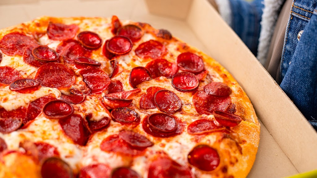 Hungry Howies Pizza | 220 N Canton Center Rd, Canton, MI 48187, USA | Phone: (734) 981-0900