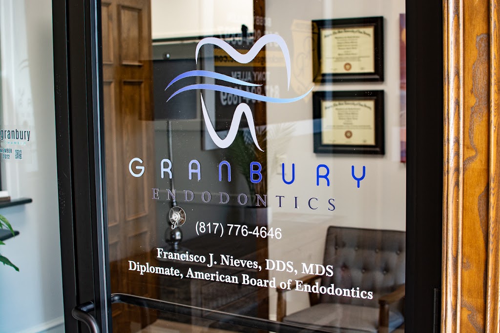 Granbury Endodontics | Dr. Francisco Nieves | 1100 E US Hwy 377 Suite 104, Granbury, TX 76048, USA | Phone: (817) 776-4646