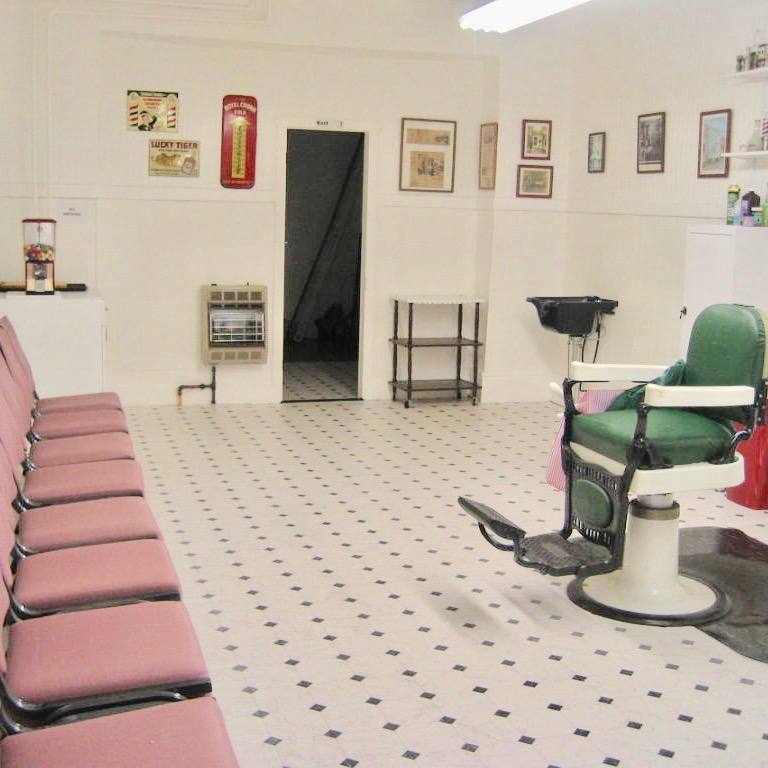 Charlie Kaprauns Barber Shop | 6 1/2 E King St, Littlestown, PA 17340, USA | Phone: (717) 797-9326