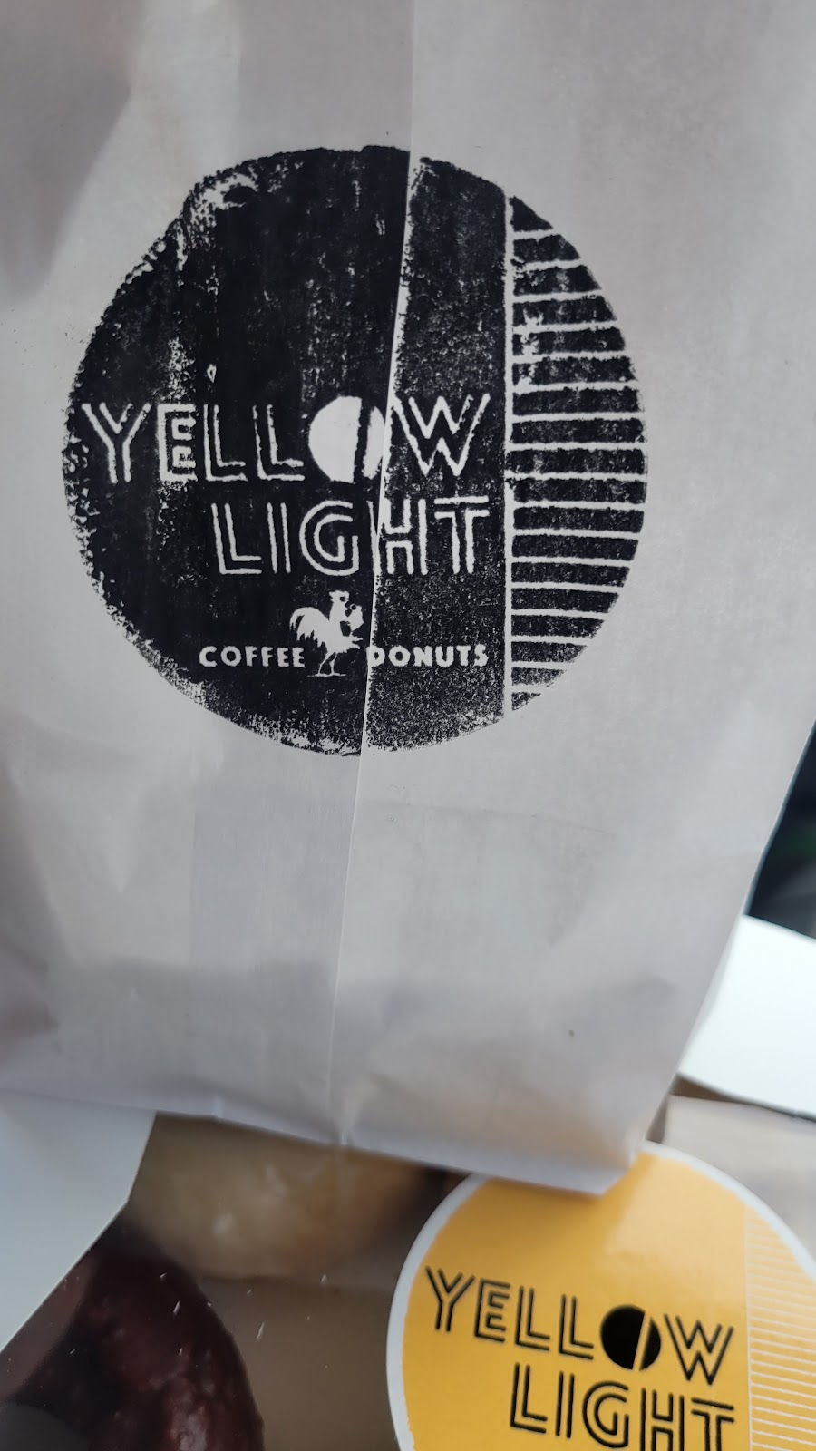 Yellow Light Coffee and Donuts | 14447 E Jefferson Ave, Detroit, MI 48215, USA | Phone: (313) 469-7780