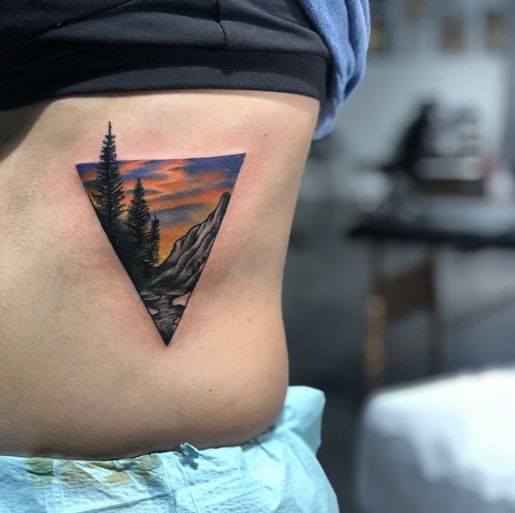 True Love Tattoo of Fort Lauderdale on 17th Street | 1055 SE 17th St, Fort Lauderdale, FL 33316, USA | Phone: (954) 587-7557